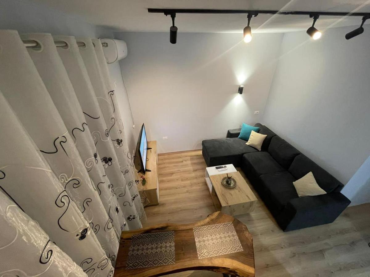Center Tirana Goldi Apartment ภายนอก รูปภาพ